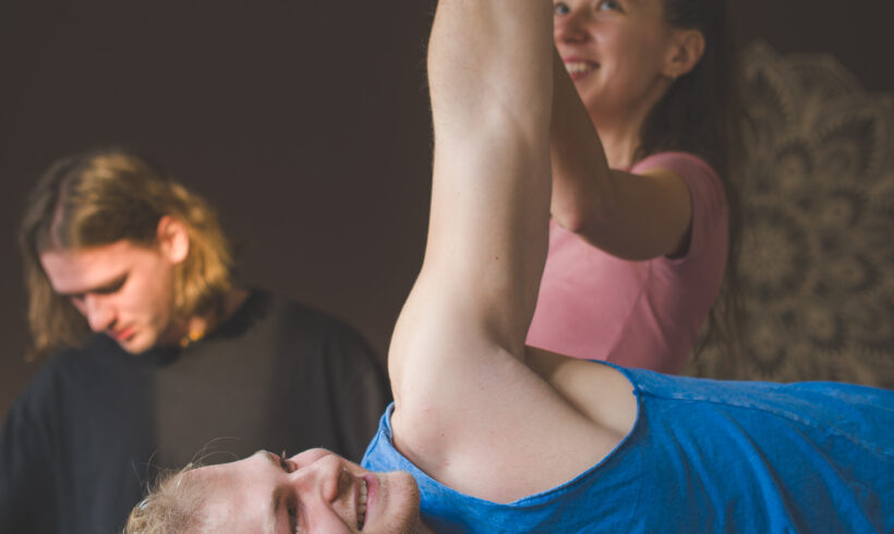 Joga pre mužov pre lepšiu flexibilitu a agilitu